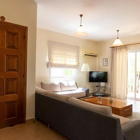 Villa Thalassa With Private Pool *