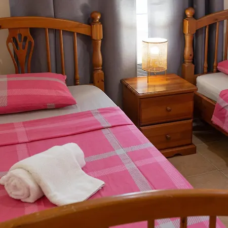 Thalassa With Private Pool Coral Bay