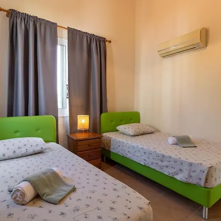 Thalassa With Private Pool