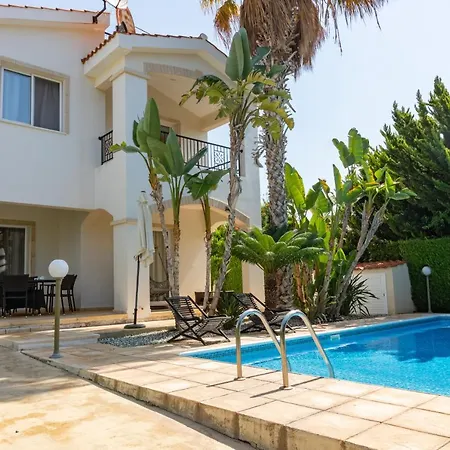 Villa Thalassa With Private Pool