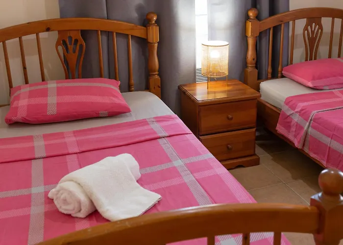 Thalassa With Private Pool Coral Bay