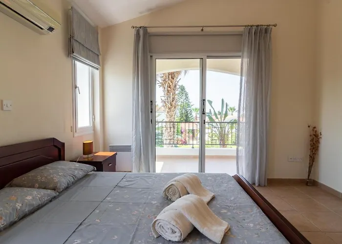 Thalassa With Private Pool